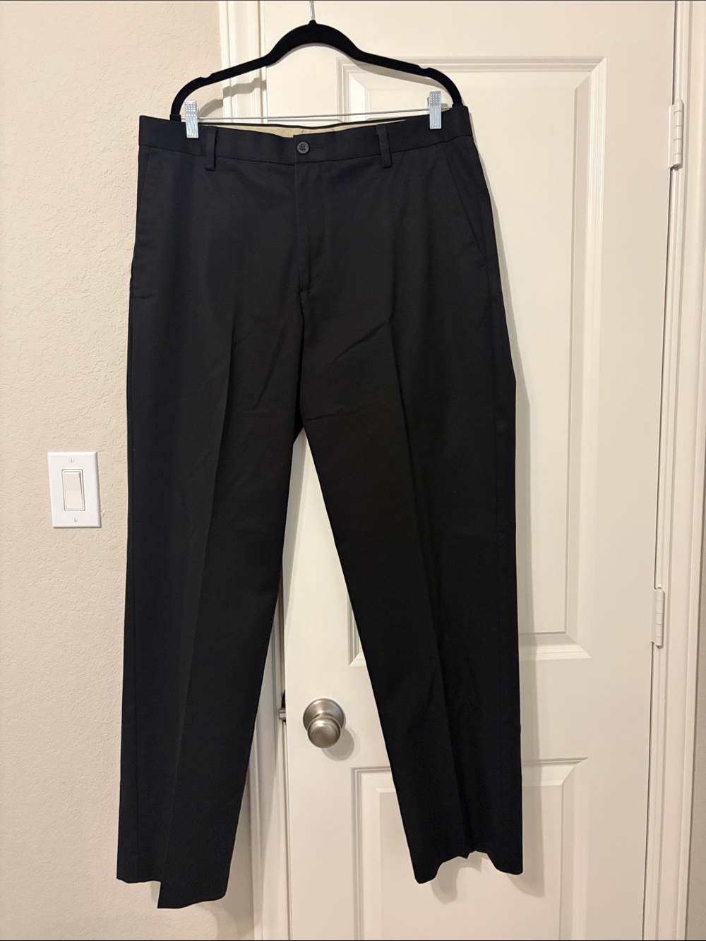 Dockers Men's Black Dress Slacks